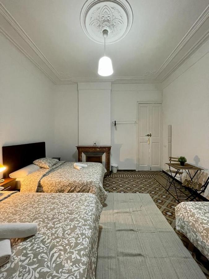 A & M Barcelona Hostal エクステリア 写真